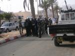 La police disperse un attroupement de protestation contre l'inculpation de O. Abdel Kader