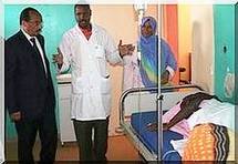 Le Président de la République effectue une visite inopinée à l’Hôpital Cheikh Zayed