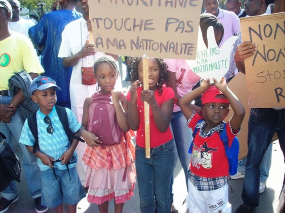 Photos - vidéo "Touche pas à ma Nationalité" - Manifestation, Paris 10 septembre 2011 