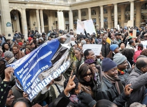 Une centaine manifestants contre "la Françafrique" à Paris