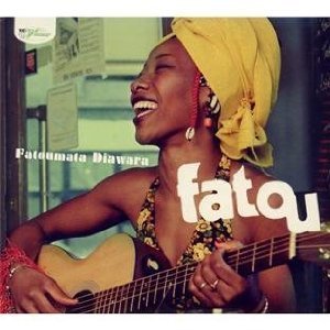 Fatoumata Diawara : Derrière la douceur mandingue, la rébellion .. "vidéo"