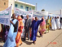 MAURITANIE : DES JOURNALISTES PARTICIPENT AU DEFILE DU 1ER MAI