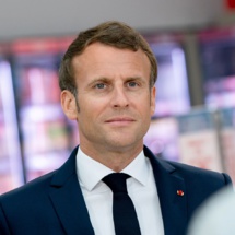 A Monsieur Emmanuel Macron Président de la République française