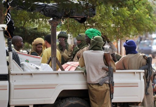 Un groupe d’islamistes armés à Gao, dans le Nord-Mali, le 21 septembre 2012