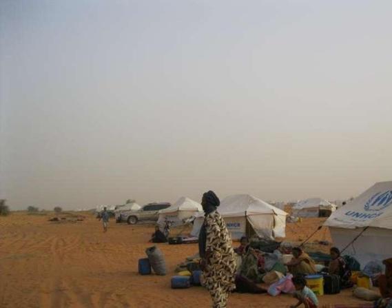 Des réfugiés maliens au camp de Mbera, en Mauritanie.