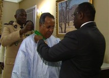 Ahmed Hamza décoré par le président Macky Sall de l'ordre de Commandeur