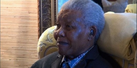 Mandela de retour à l'hôpital