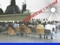 Tous ensemble dénonçons  le raciste et criminel Ely ould Mohamed Vall ce 13 février 2007 à partir de 18 heures 30 à Château Rouge( Paris 18°). 