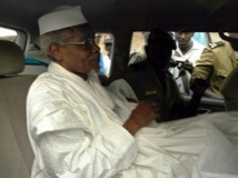 Sénégal: première nuit en garde à vue pour Hissène Habré