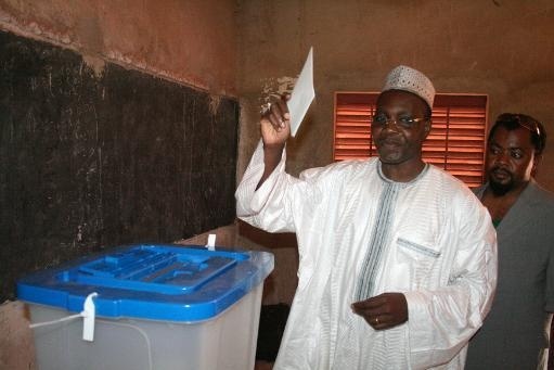 Le candidat pour la démocratie au Mali (Adéma), Dramane Dembélé, le 28 juillet 2013, jour du vote