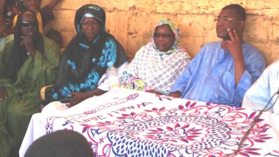 En images: le candidat Ibrahima Moctar Sarr dans la région du Guidimakha, 16 juin 2014