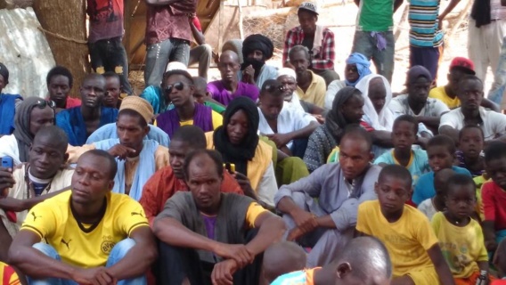 En images: le candidat Ibrahima Moctar Sarr dans la région du Guidimakha, 16 juin 2014