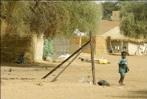 Un enfant dans le camp de réfugiés de Ndioum, au Nord du Sénégal le 18 juillet 2007