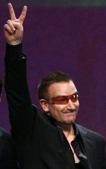 Nicolas Sarkozy promet au chanteur Bono plus d'aides pour l'Afrique