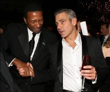 JO-2008: Clooney veut 'parler' du Darfour et de la Chine à Omega