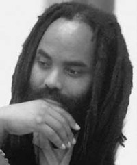 Après 26 ans, Mumia Abu-Jamal sort du «couloir de la mort»