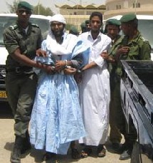 Arrivée de quatre vagues de présumés salafistes au palais de justice    