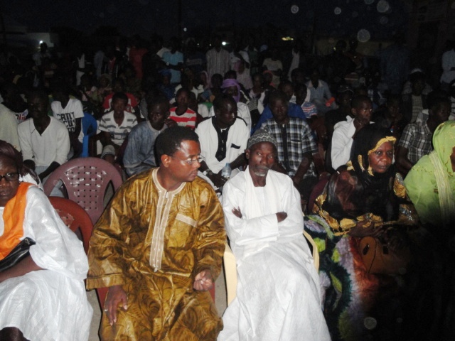 En photos :  "Meeting" de Touche Pas à Ma Nationalité, 28 novembre 2013