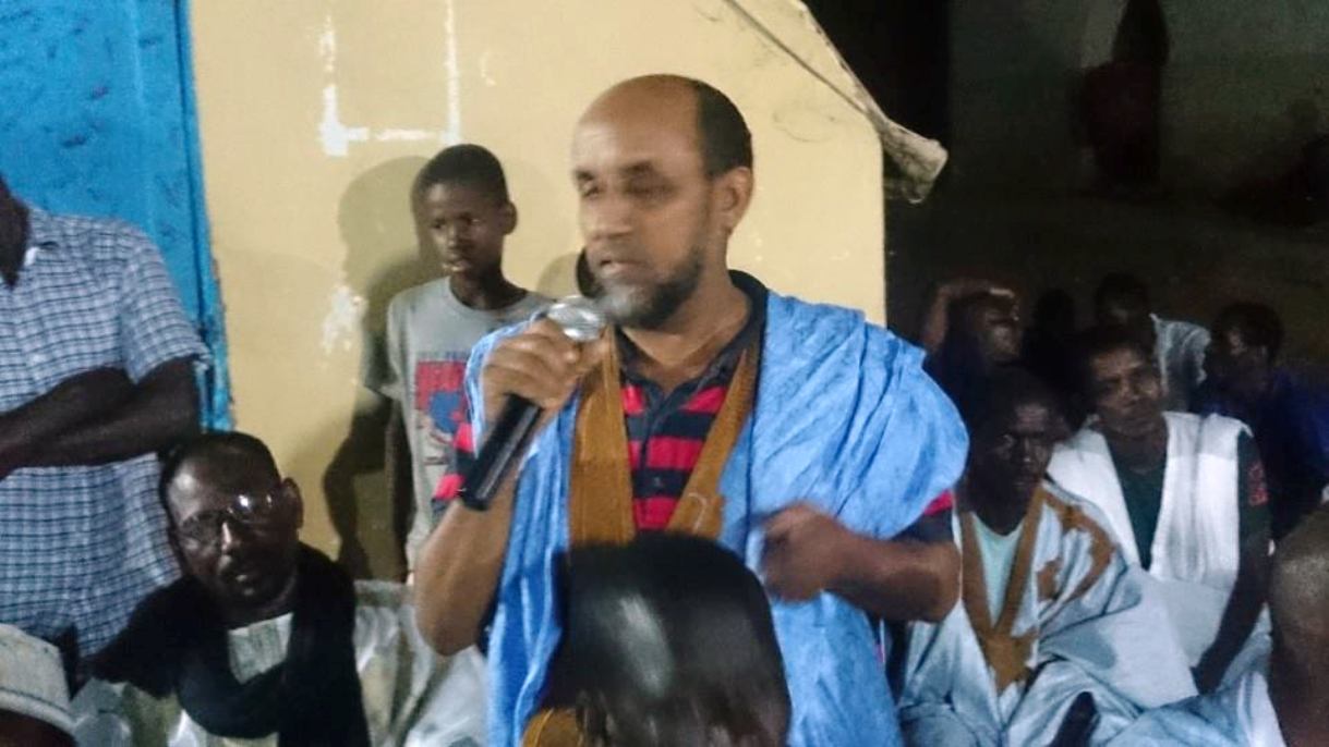 En images:  mardi soir, la population de Kiffa reçoit le candidat à l'élection présidentielle du 21 juin 2014, Monsieur Ibrahima Moctar Sarr.  