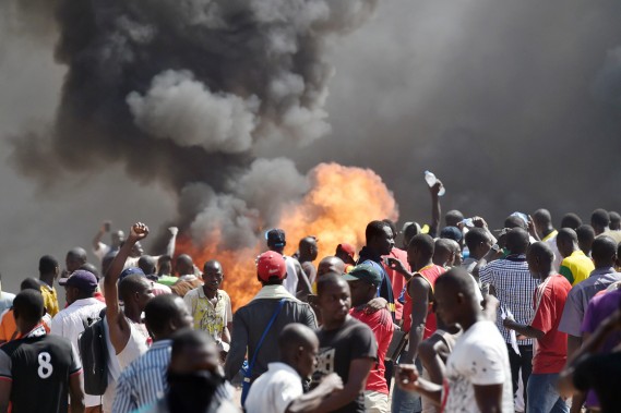 Burkina Faso: dissolution du gouvernement et état de siège !