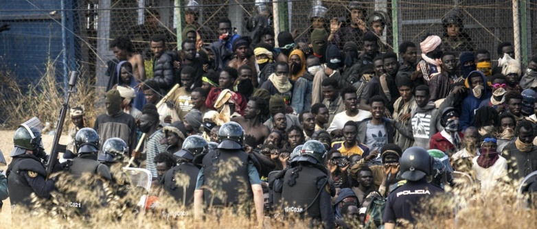 Partis du Sénégal, 170 migrants bloqués entre l'Espagne et la Mauritanie