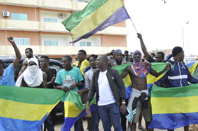 Coup d'État - Au Gabon, fin de règne pour la “dynastie Bongo”