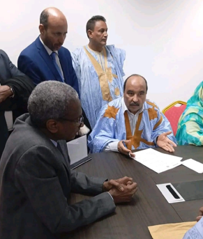 Mauritanie - Dépôt du dossier de candidature d’Aziz dans une ambiance de carnaval