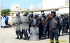 Urgent : la police bloque la marche des rapatriés