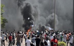 DIRECT. Burkina Faso : des manifestants s'attaquent à l'Assemblée et à la télévision publique