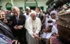 Le pape François visite la grande mosquée de Bangui (vidéo)