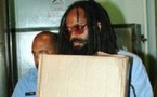 La condamnation à mort de Mumia Abu Jamal annulée!  Il ne pourra pas être exécuté sans un nouveau procès, mais son procès ne sera pas révisé pour autant sur le fond 